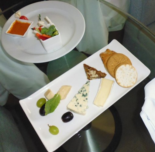 P1030694_afternoon_canapes