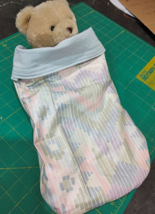 Small wildlife pouch, with 3 removable liners (spares for when others are being washed -- frightened little animals poop... a lot)
